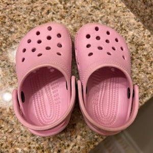 Infant crocs